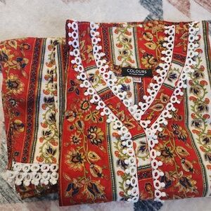 Red Floral V-Neck Coord Set with Lace Trim Medium Size/36 Bust